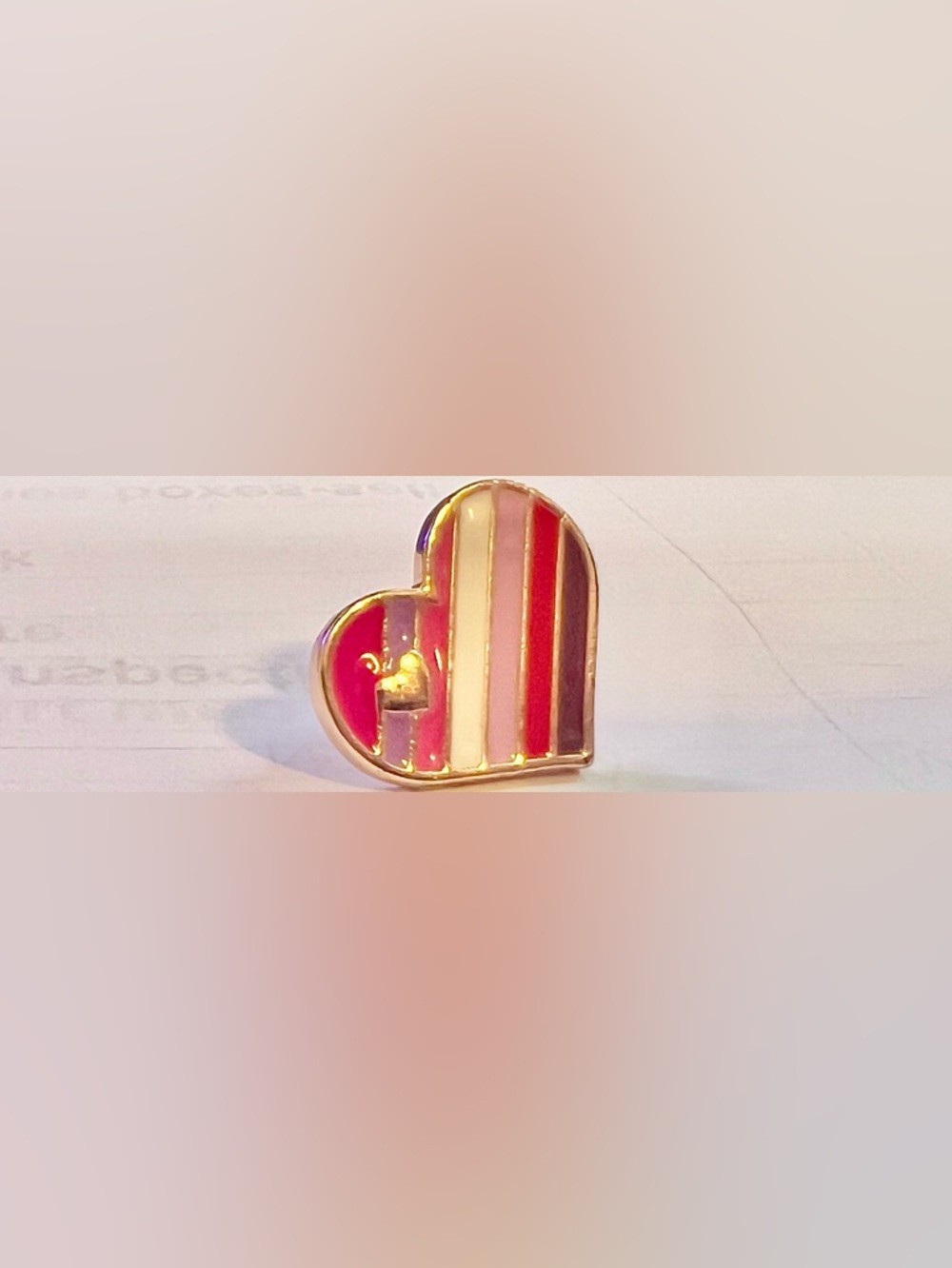 1 LGBTQ+ Subtle Lesbian Pride Orange-Pink Flag Heart-Shaped 🩷 Pin